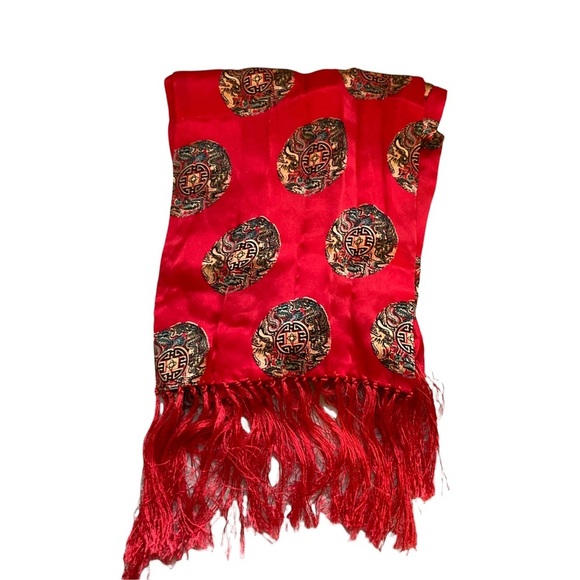 100% silk red fringed scarf - Picture 1 of 7
